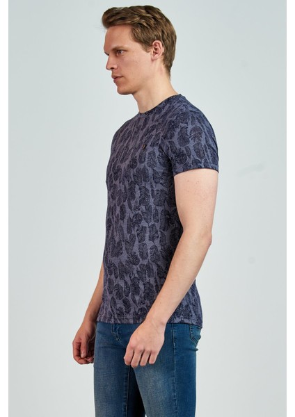 Giovane G. Designers T-Shirt