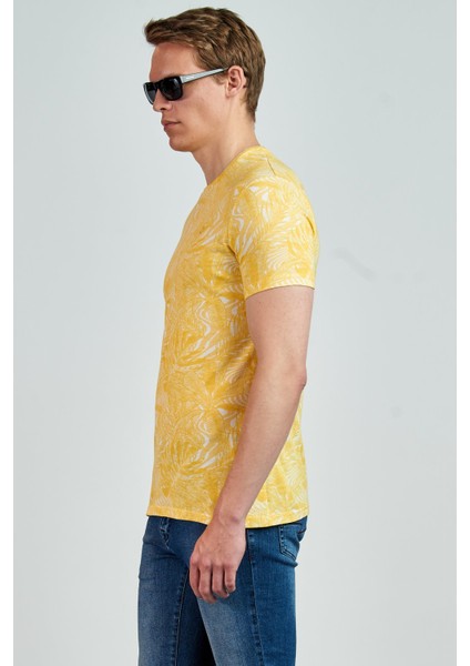 Giovane G. Designers T-Shirt