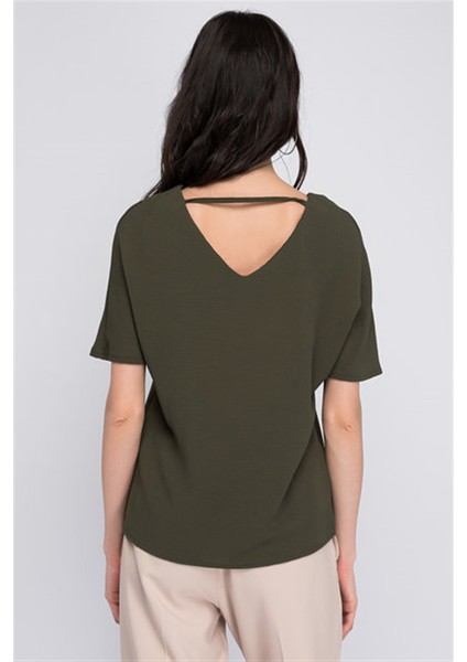 8122611 Kobe V Yaka Arka Yakası Biyeli Yarasa Kol Bluz fiyatları