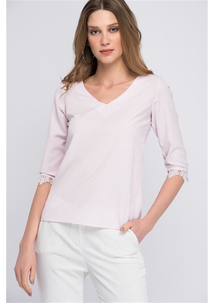 8129314 V Yaka Sırtı Tül Dantel Bağlamalı Kolucu Güpür Bluz