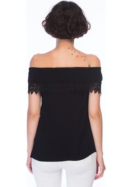 8259457 Şile Bezi Madonna Yaka Güpürlü Bluz fiyatları