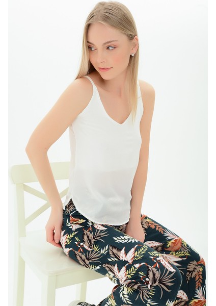 9112906 Kobe Askılı V Yaka Kolsuz Bluz modelleri