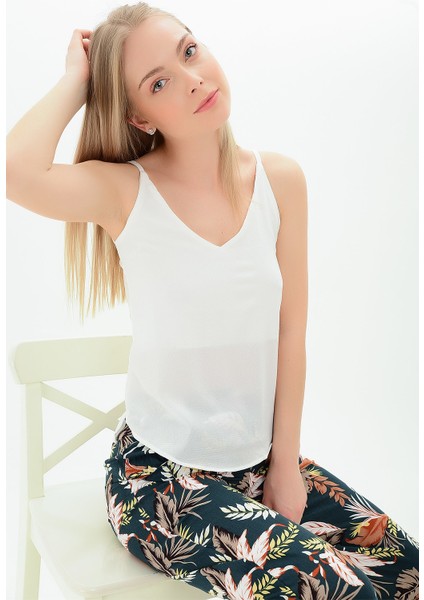 9112906 Kobe Askılı V Yaka Kolsuz Bluz fırsatları