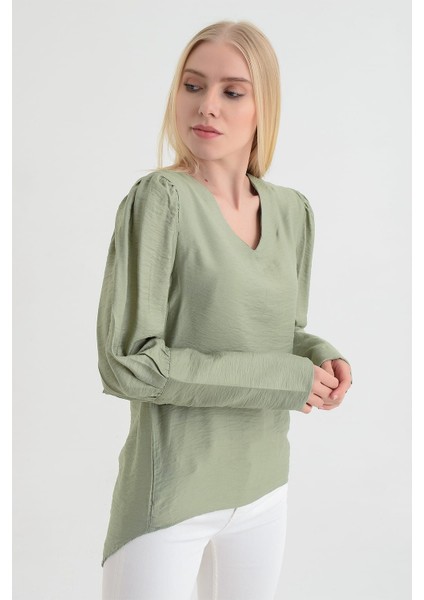 9151526 Bodrum Kum.Arkası Kolu Düğmeli Bluz