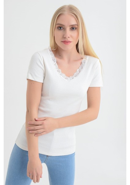 91515270 Kaşkorse Önü Arkası V Dantelli Kısa Kol Bluz