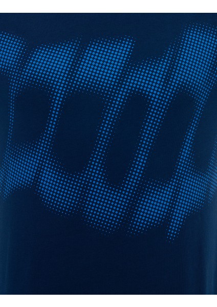 Erkek Lacivert Slim Fit Bisiklet Yaka T-Shirt 50226354-VR033 indirimleri