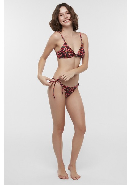 Çok Renkli Cherry Üçgen Knot Bikini Üstü indirimleri