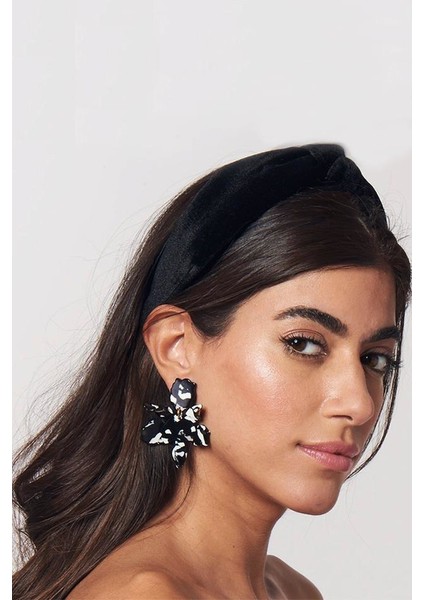 Siyah Kadife Taç fiyatları