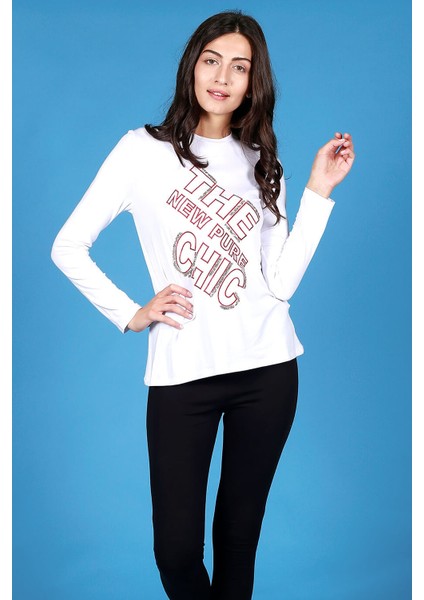 Kadın Kırmızı Nakışlı - Chic Kollu Beyaz T-Shirt