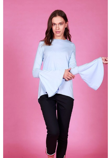 Kadın Mavi Kolları Volanlı - T-Shirt fırsatları