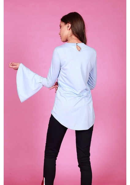 Kadın Mavi Kolları Volanlı - T-Shirt indirimleri