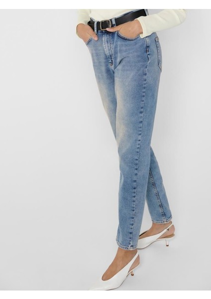 Kadın Yüksek Bel Mom Jeans 15193864 modelleri