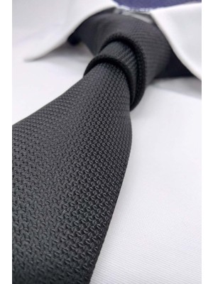 Gutiero Slim Kravat Siyah Desenli %100 İthal Mikrofiber Kumaş ile Özel Günlere Uygun