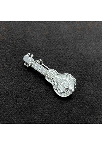 Gitar Model 925 Ayar Gümüş El Işi Telkari Broş