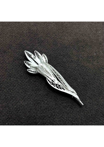 Çiçek Model 925 Ayar Gümüş El Işi Telkari Broş