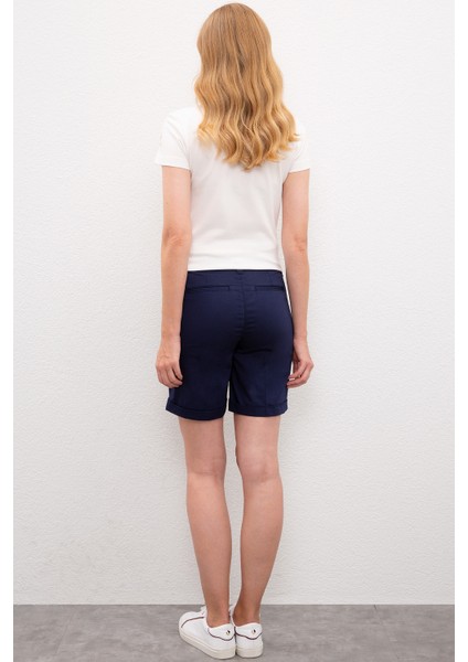 Kadın Lacivert Dokuma Bermuda Capri 50218470-VR033