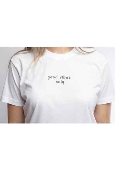 I And Basic Beyaz %100 Organik Pamuklu Basic Kadın Tişört / Good Vibes Only XL