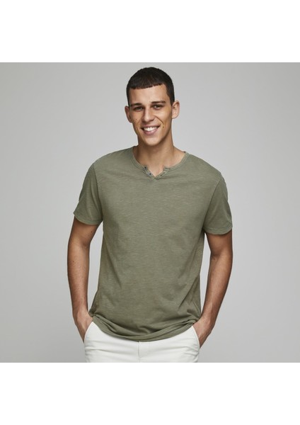 Tişört Split Neck 12164972-GRN fiyatları