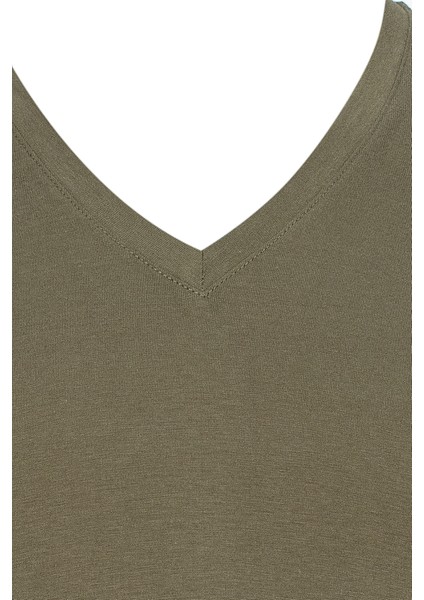 Erkek V Yaka T-Shirt fiyatları