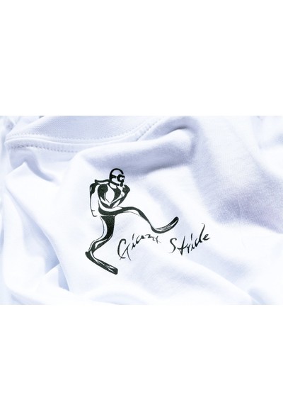 Giant Stride Shark Divers T-Shirt Beyaz