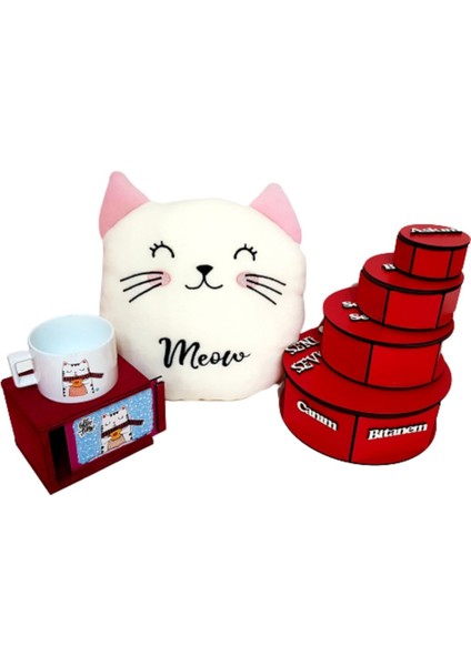 Aşk Kulesi 4 Katlı Çikolata Peluş Kedi Yastık Kutulu Fincan Set