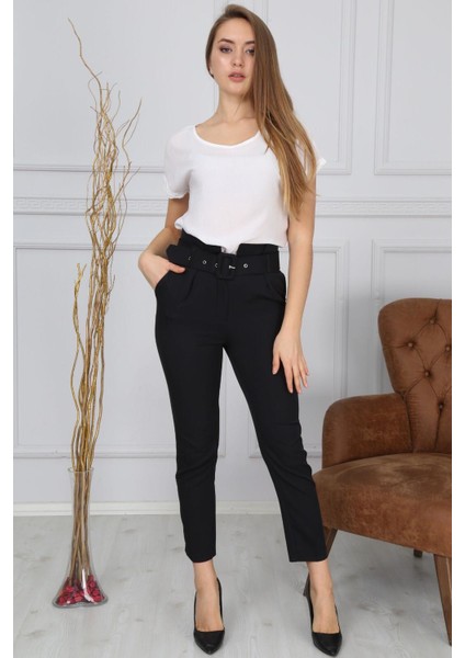 Beli Kemerli Siyah Kumaş Pantolon 44