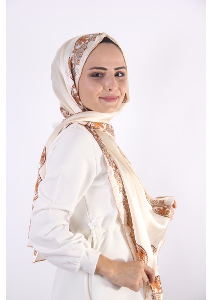 Kenarları Desenli İpek Şal 170*55cm