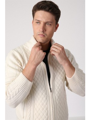 Ferraro Ekru Fermuarlı Kalın Yün Erkek Triko Hırka