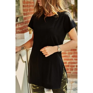 Yırtmaçlı Bisiklet Yaka Tişört 9YXK1-41909-02