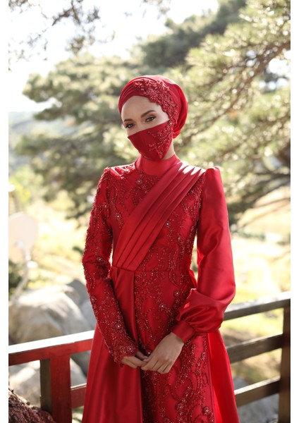 Nihan Abiye Kırmızı