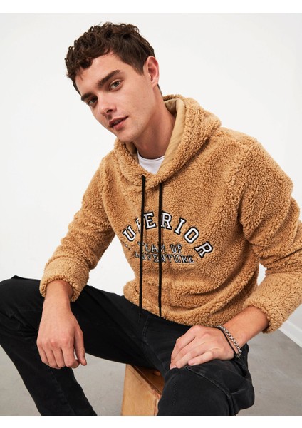 Erkek Kapüşon Yaka Sweatshirt