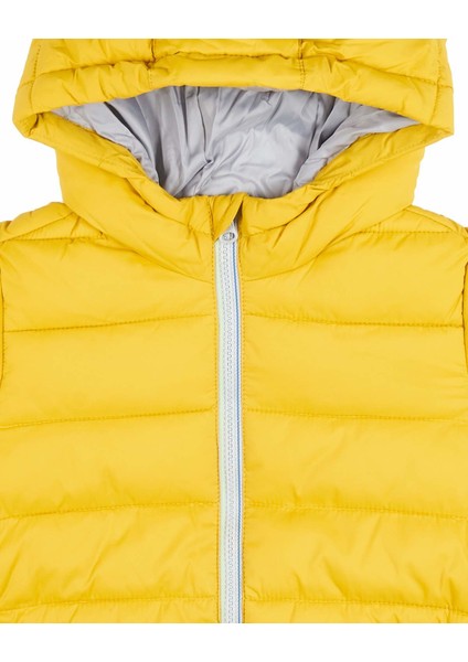 Erkek Çocuk Benetton Logo Kalın Dolgu Mont modelleri
