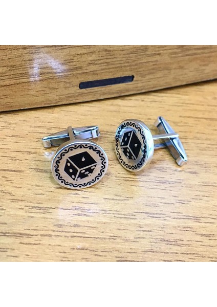 Gümüş Zar Simgeli Kol Düğmesi