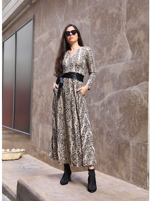 Leopar Desenli Uzun Kislik Cepli Elbise Fiyati Taksit Secenekleri