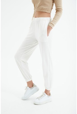 Beyaz Kadin Esofmanlar Modelleri Ve Fiyatlari Satin Al