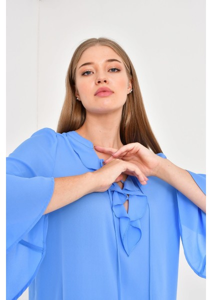 Önü ve Kolları Volanlı Bluz 45838