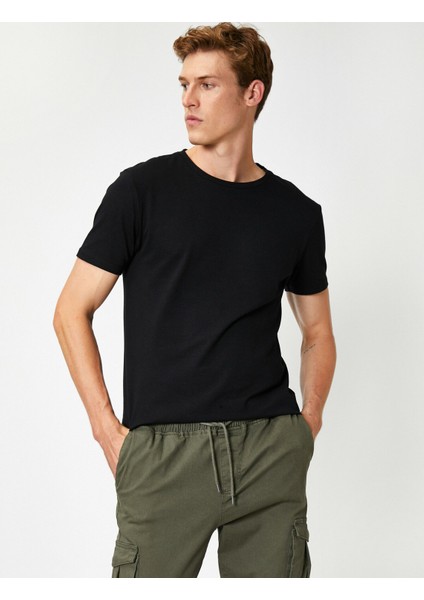Erkek Bisiklet Yaka Kısa Kollu Basic T-Shirt fiyatları