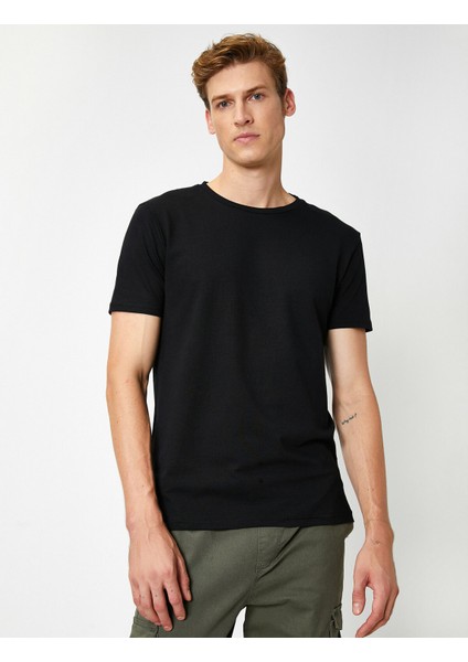 Erkek Bisiklet Yaka Kısa Kollu Basic T-Shirt modelleri