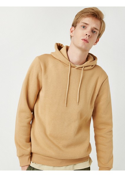 Erkek Kapüşonlu Uzun Kollu Sweatshirt