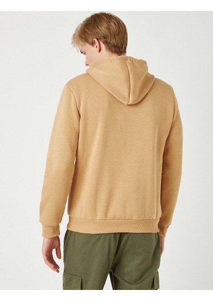 Erkek Kapüşonlu Uzun Kollu Sweatshirt