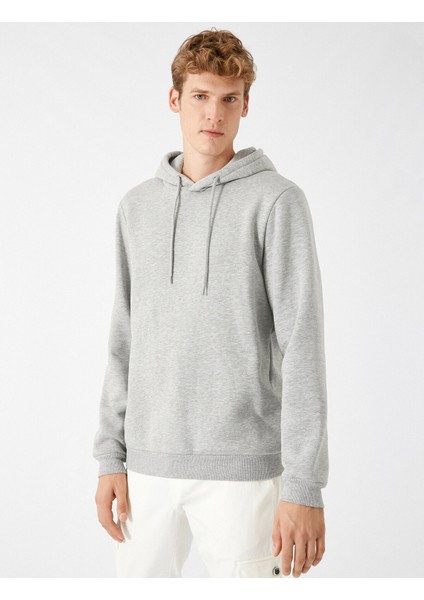 Erkek Kapüşonlu Uzun Kollu Sweatshirt