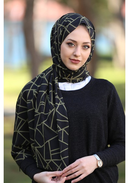 Stella Üçgen Desen Şal Siyah Rengi 70X180CM