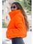 Kadın Turuncu Şişme Dik Yaka Fermuar Kapamalı Mont 3
