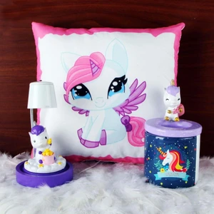 Sevimli Papçik Unicorn Puf Yastık Kalemlik Unicorn Işıklı Biblo Masa Gece Lambası Hediye Seti