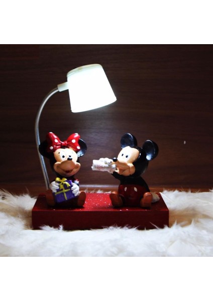 Mickey Mouse Minnie Mouse Işıklı Biblo Mickey Minnie Kutulu Kupa Puf Yastık Hediye Seti fiyatları