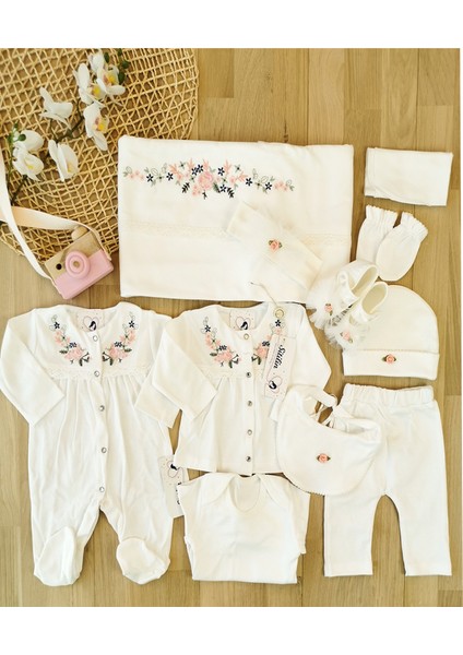 Kız Bebek Natural Kanaviçe Ekru Hastane Çıkışı Sitilin Kutulu Bebek Hediye Seti
