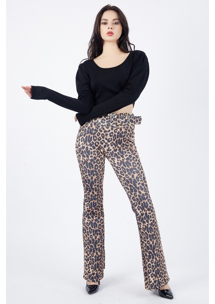 Beli Kumaş Kaplama Toka ve Kemerli Scuba Leopar Ispanyol Paça Pantolon | PNT32735 Leopar Desenli