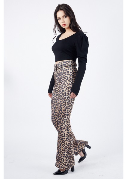 Beli Kumaş Kaplama Toka ve Kemerli Scuba Leopar Ispanyol Paça Pantolon | PNT32735 Leopar Desenli