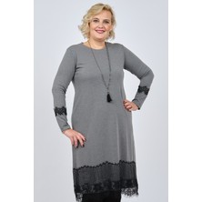 Desen Triko Ced Kadın Dantel Detaylı Aksesuarlı Elbise 47220585 Gri