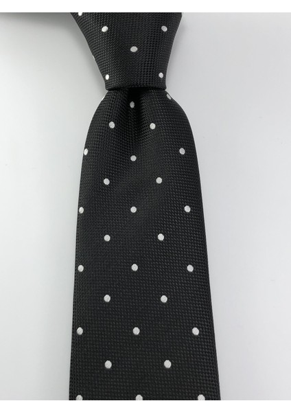 Siyah Beyaz Puntiyeli Kravat fiyatları